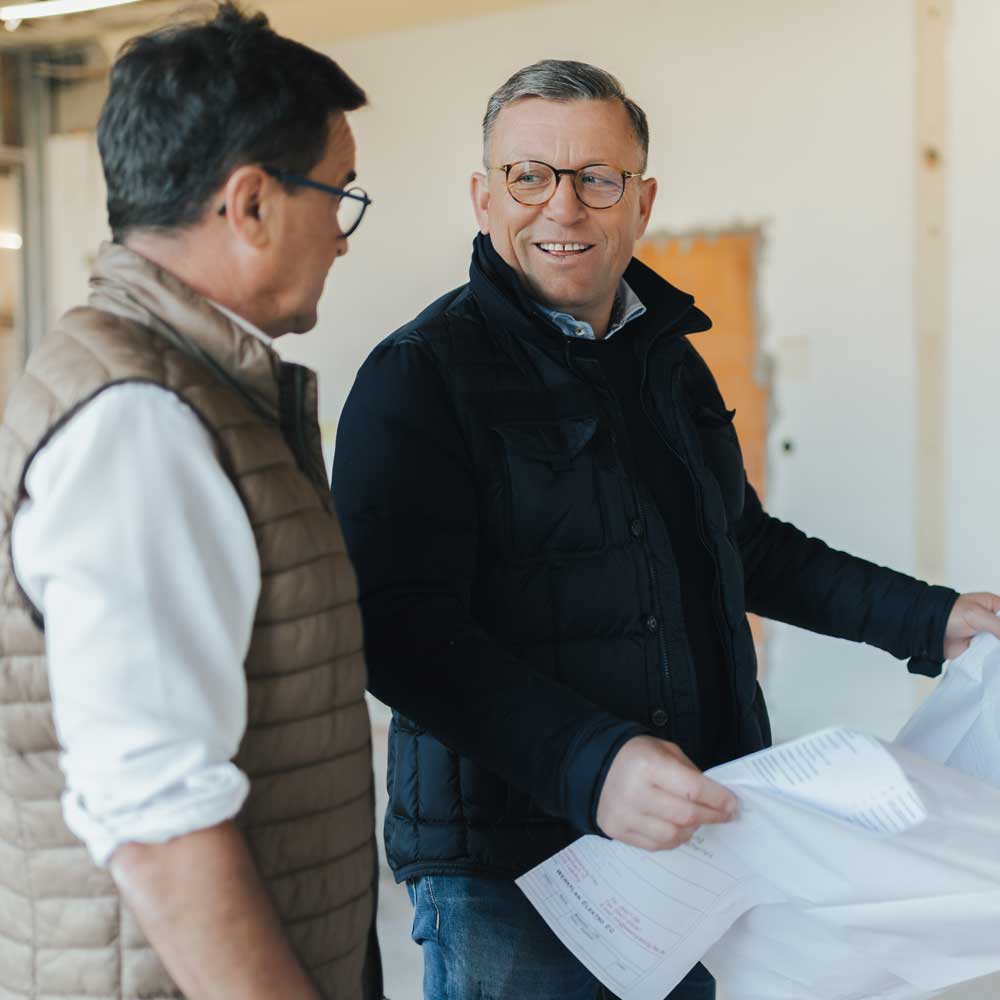 Kontaktieren Sie Elektromeister Kurt Falter aus Landau a.d. Isar für Baubegleitung im Elektrobereich und Mentoring für Handwerksmeister