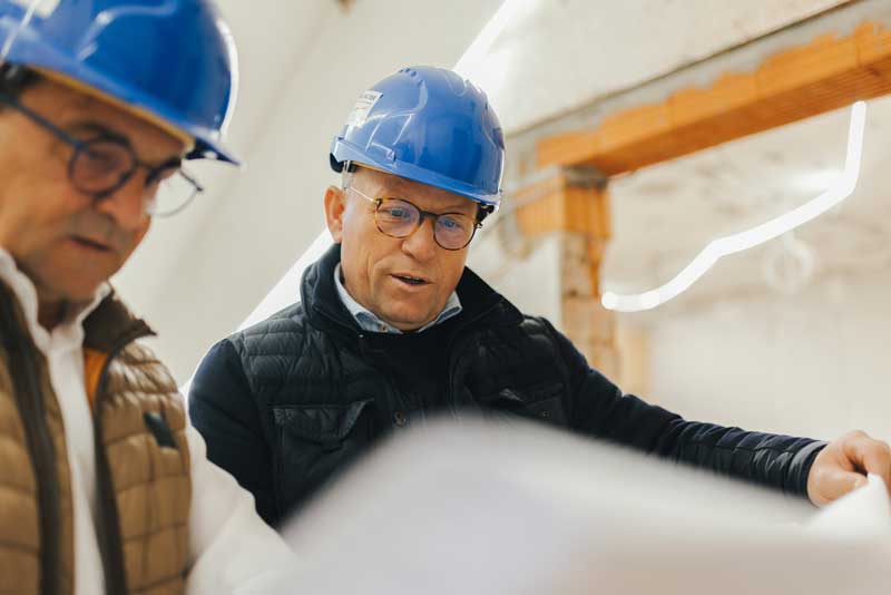 Professionelle Baubegleitung im Bereich Elektro – Qualitätskontrolle und Planung durch Kurt Falter