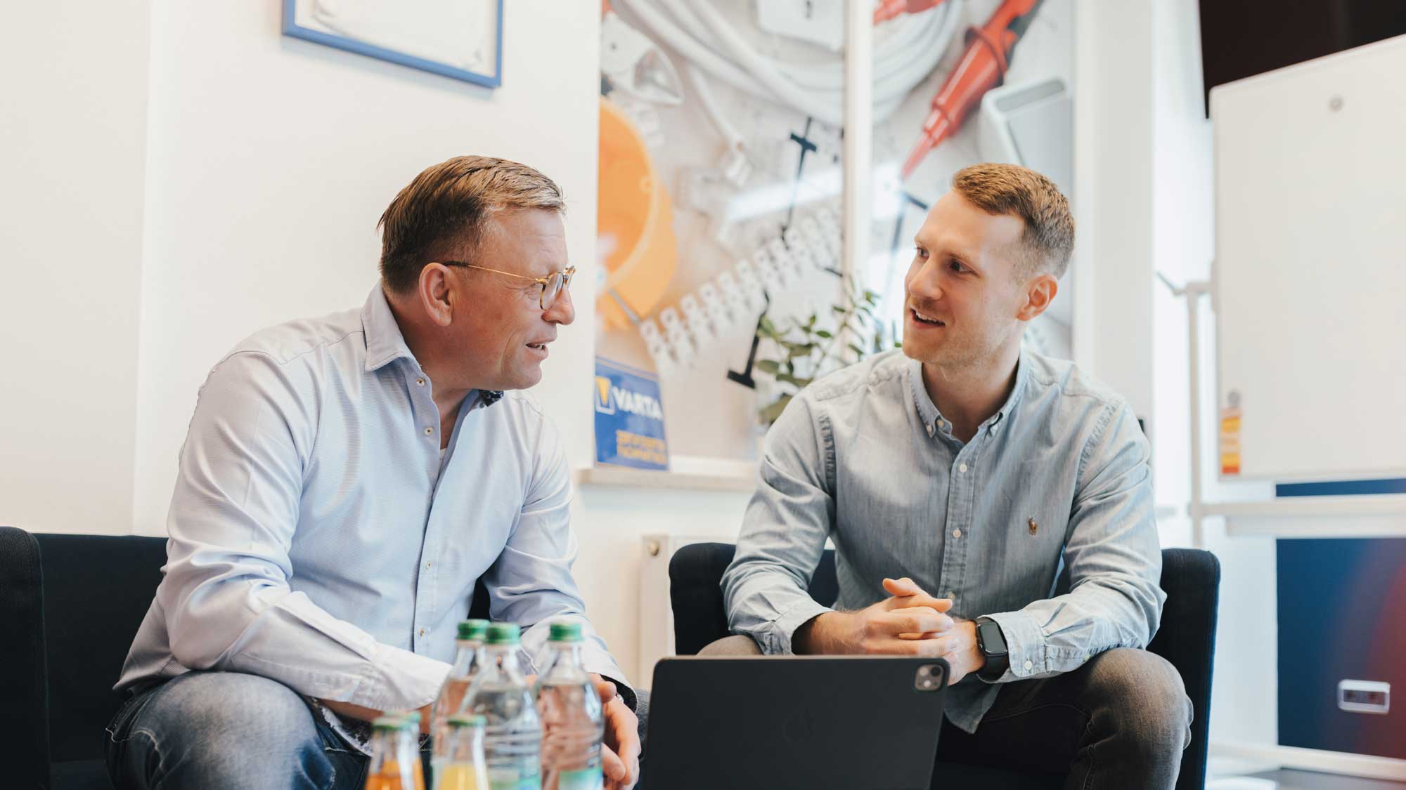 Mentoring für Handwerksmeister – Kurt Falter unterstützt junge Unternehmer im Elektrohandwerk mit praxisorientierter Beratung